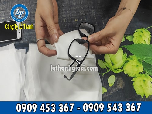 Ứng dụng khăn lau phòng sạch 8009 Khăn lau phòng sạch 8009