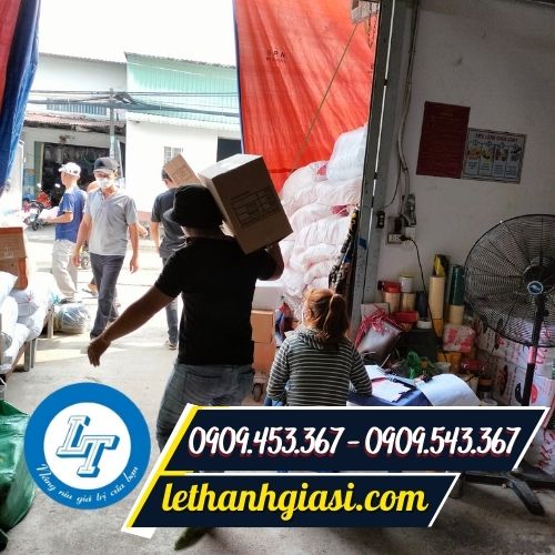 Kho hàng công ty Lê Thanh Kho hàng công ty Lê Thanh