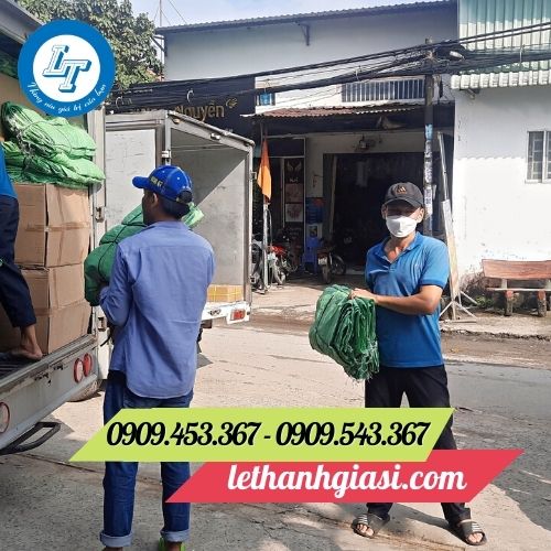 Giao hàng bao tải dứa