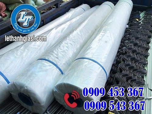 Giao hàng màng nilon phủ nhà kính cho khách Màng nilon phủ nhà kính