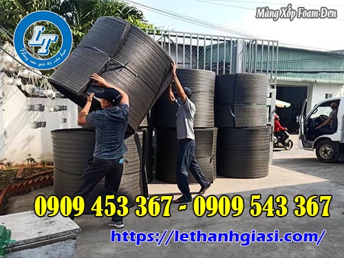 Cuộn xốp foam đen dày 5cm giá tốt tại kho Lê Thanh Cuộn xốp foam đen dày 5cm