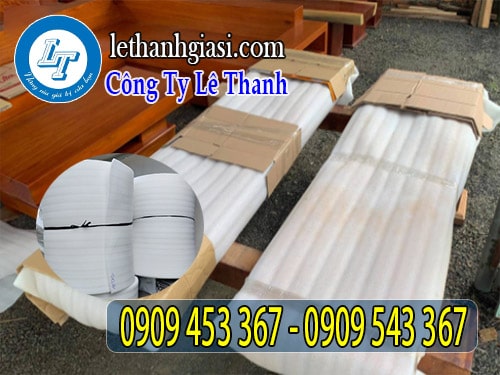 Màng xốp foam trắng bọc hàng Màng xốp foam trắng bọc hàng