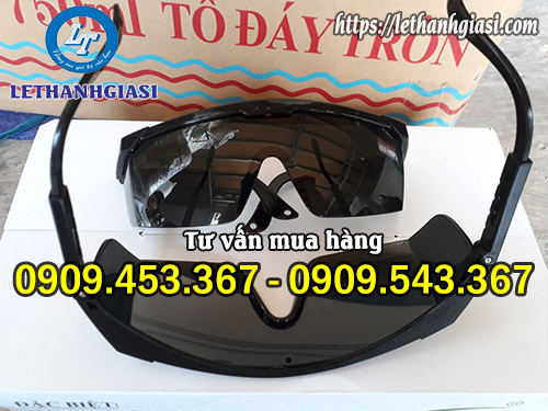 Kính bảo hộ chất lượng, giá tốt tại Lê Thanh Kính bảo hộ chất lượng, giá tốt tại Lê Thanh