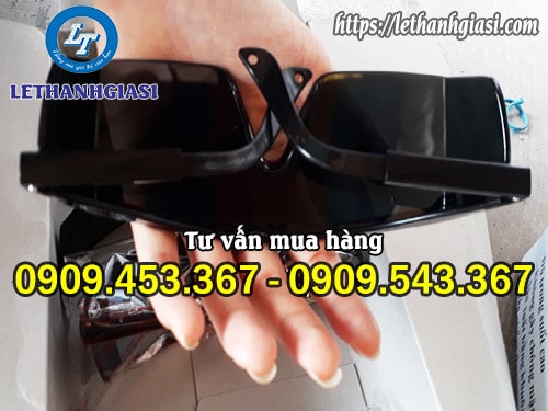 Kính bảo hộ chất lượng, giá tốt tại Lê Thanh Kính bảo hộ chất lượng, giá tốt tại Lê Thanh