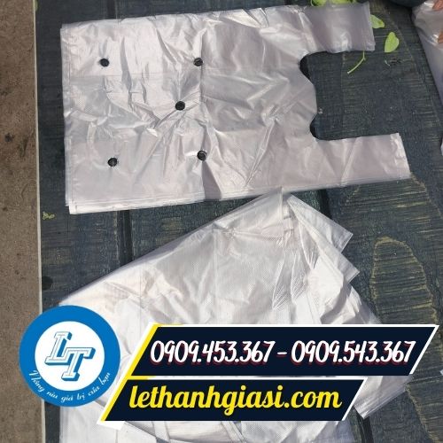 Túi nilon đục lỗ 2 quai đựng trái cây, rau củ giá rẻ mua ở đâu? Túi nilon đục lỗ 2 quai đựng trái cây, rau củ giá rẻ mua ở đâu?