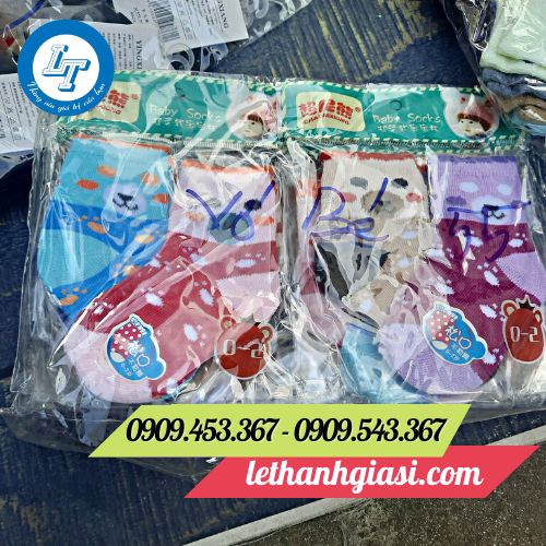 Vớ chân em bé màu đẹp