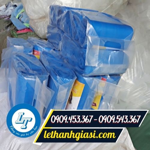 Túi đựng rác cuộn màu xanh Túi đựng rác cuộn màu xanh