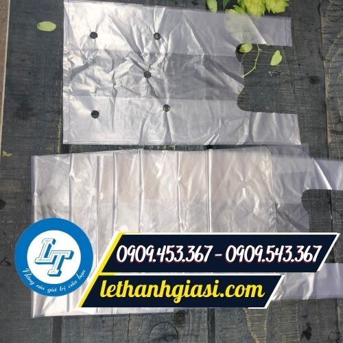 Túi nilon hai quai đục lỗ