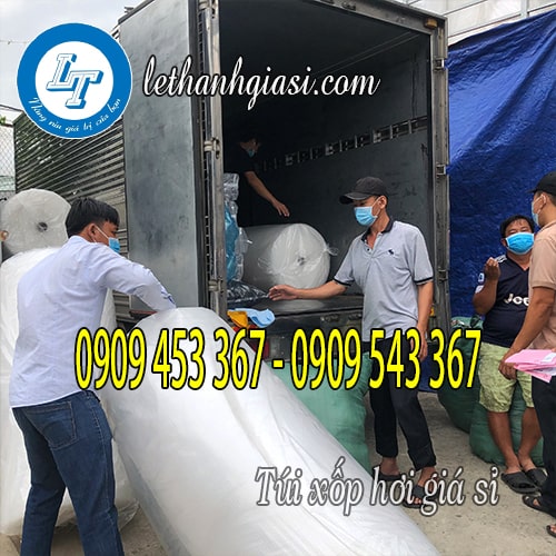 Giao hàng xốp hơi tại kho Lê Thanh Giao hàng xốp hơi tại kho Lê Thanh
