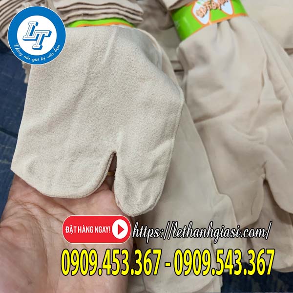 Vớ chân cotton xỏ ngón Vớ chân cotton xỏ ngón