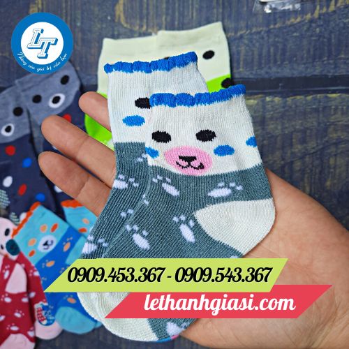 Vớ chân em bé màu đẹp
