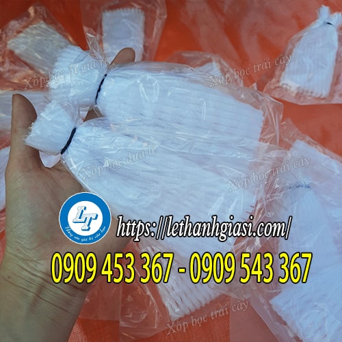 Xốp lưới bọc ổi