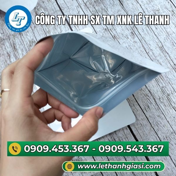 Túi zip khóa mép đáy đứng