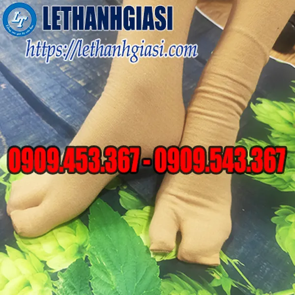VỚ CHÂN XỎ NGÓN CỔ CAO