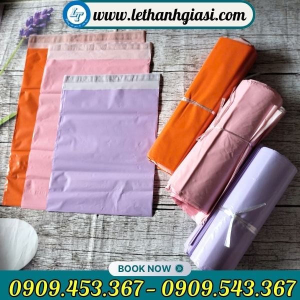 Túi niêm phong đóng hàng tại xưởng