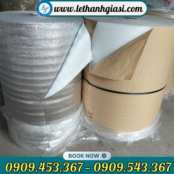 Xốp cách nhiệt opp có keo dán và không có keo Xốp cách nhiệt opp có keo dán