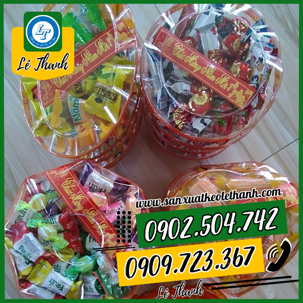 Ứng dụng dán hộp quà của băng keo chúc mừng năm mới Ứng dụng dán hộp quà của băng keo chúc mừng năm mới