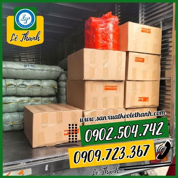 băng keo in logo giao hàng cho khách băng keo in logo giao hàng cho khách