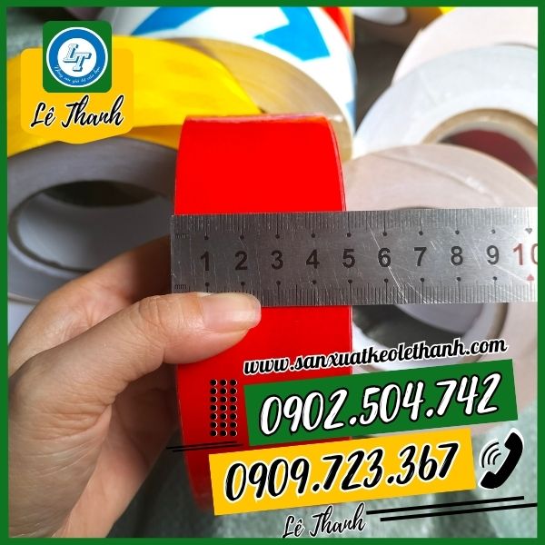 Băng keo phản quang có kích thước 4f8 Băng keo phản quang có kích thước 4f8
