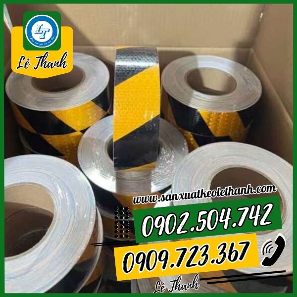 Băng keo phản quang sọc vàng đen Băng keo phản quang sọc vàng đen