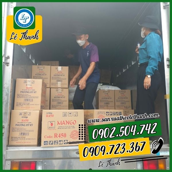Giấy nến cuộn to đơn giao cho khách Giấy nến cuộn to đơn giao cho khách