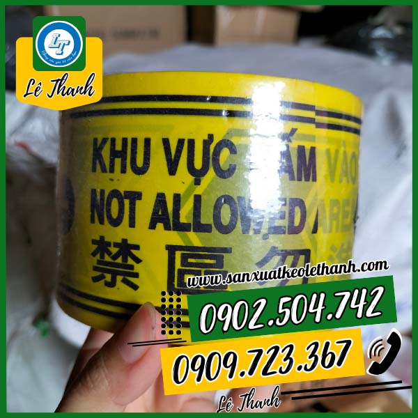 Băng rào cảnh báo màu vàng Băng rào cảnh báo màu vàng