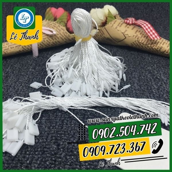 Dây dù treo nhãn mác màu trắng Dây dù treo nhãn mác màu trắng