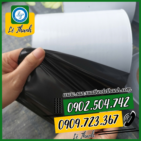 Độ co giãn với lớp màng chống trầy trắng đen Độ co giãn với lớp màng trắng đen