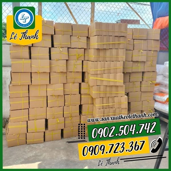 Đơn sỉ 120 thùng băng keo quấn cựa gà Đơn sỉ 120 thùng băng keo quấn cựa gà