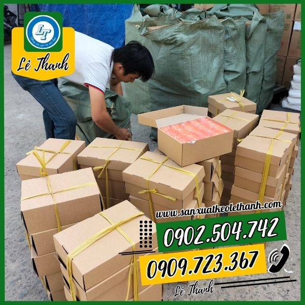 Đóng hàng đi chành băng keo vải liên kết Đóng hàng đi chành băng keo vải liên kết