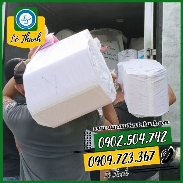 Giao 2 bao băng keo giá rẻ cho khách Giao 2 bao băng keo giá rẻ cho khách