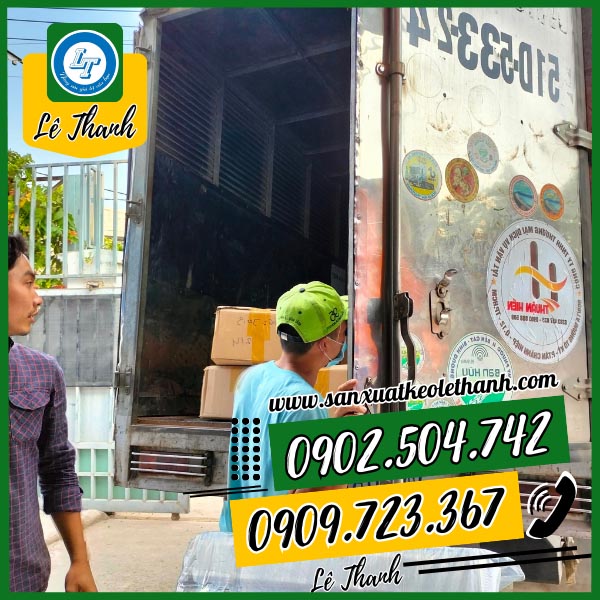 Giao 200kg băng keo đá banh cho khách Giao 200kg băng keo đá banh cho khách