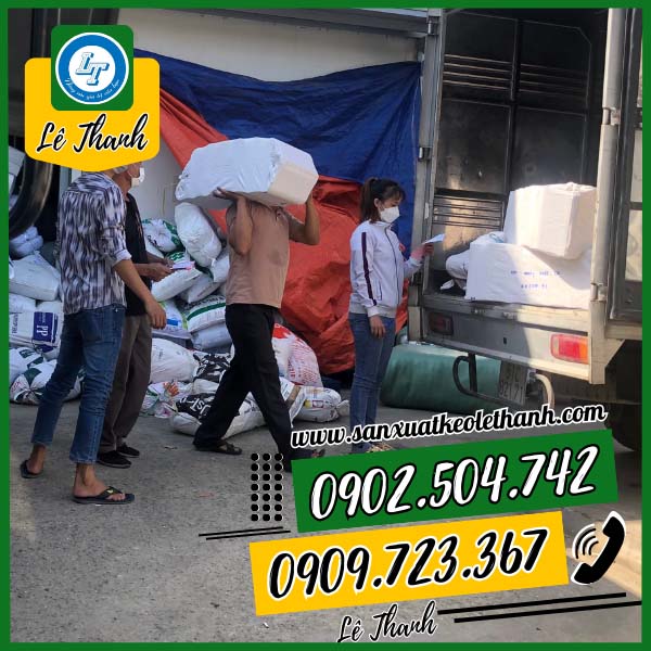 Giao các bao băng keo dán nền phản quang Giao các bao băng keo dán nền phản quang