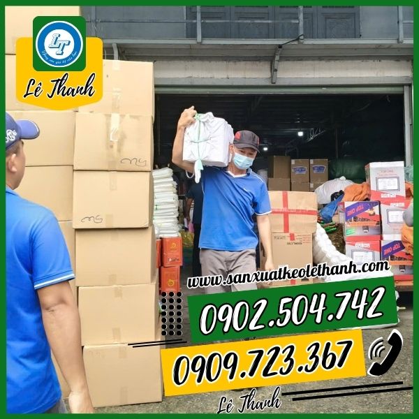 Giao đơn băng keo phản quang cho khách Giao đơn băng keo phản quang cho khách