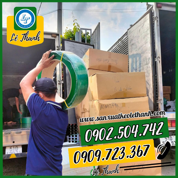 Giao hàng dây đai pet cho khách Giao hàng dây đai pet cho khách