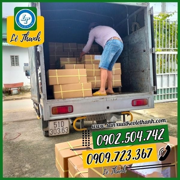 Giao sỉ số lượng keo nến nóng chảy Giao sỉ số lượng keo nến nóng chảy