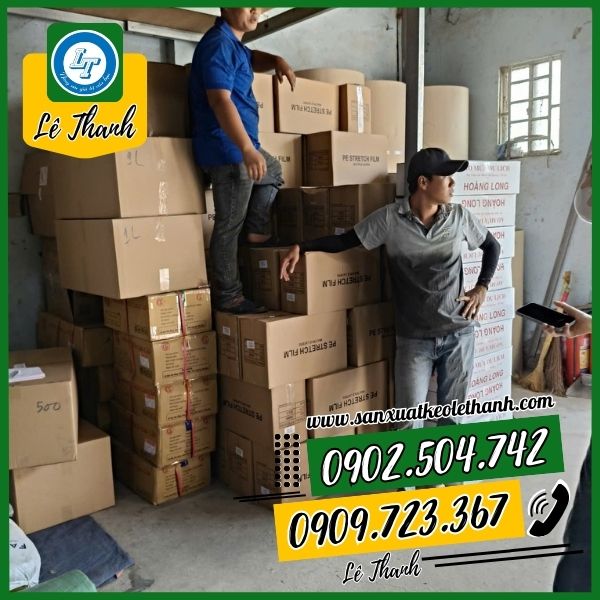 Giao màng pe công nghiệp cho khách Giao màng pe công nghiệp cho khách