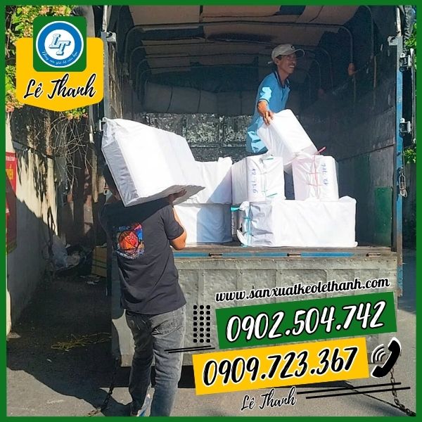 Giao sỉ số lượng băng keo đục Giao sỉ số lượng băng keo đục