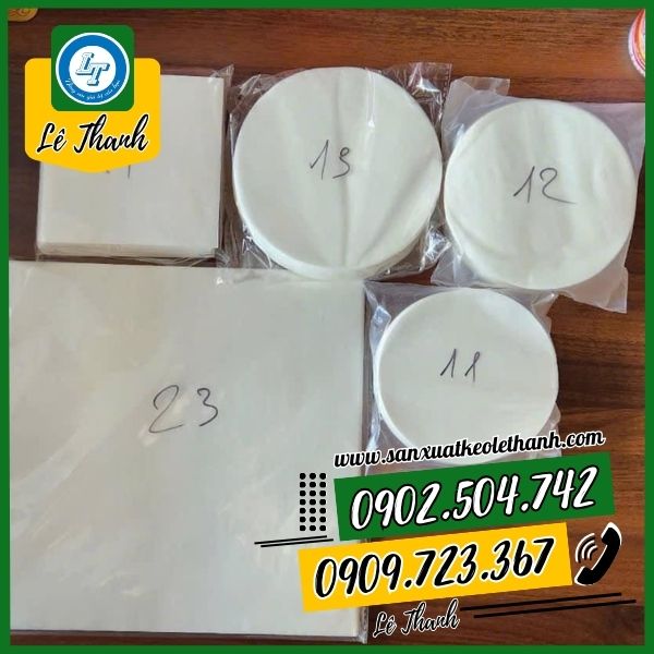 Giấy nến lót chống tràn có nhiều kích thước Giấy nến lót chống tràn có nhiều kích thước