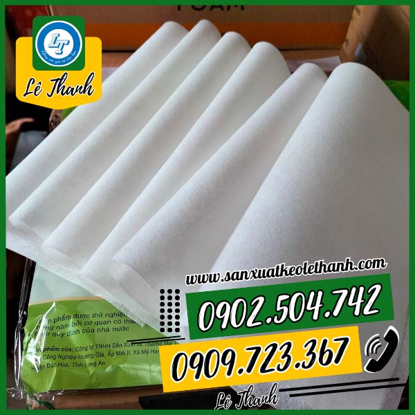 Giấy thấm dầu chất liệu an toàn, thiết kế dạng tờ Giấy thấm dầu chất liệu an toàn, thiết kế dạng tờ