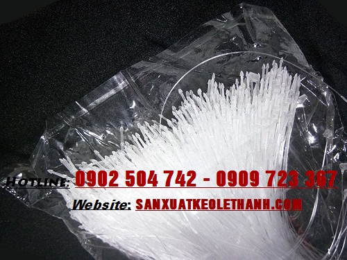 Dia chi ban day treo nhan mac bang nhua gia re Dia chi ban day treo nhan mac bang nhua gia re