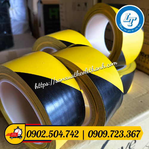 Băng keo dán nền có lớp nền băng keo bóng mịn, chất lượng Băng keo dán nền có lớp nền băng keo bóng mịn, chất lượng