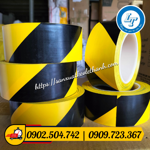 Băng dính dán nền lõi nhựa Băng dính dán nền lõi nhựa