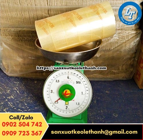 Băng keo trong cuộn nhỏ Băng keo trong cuộn nhỏ