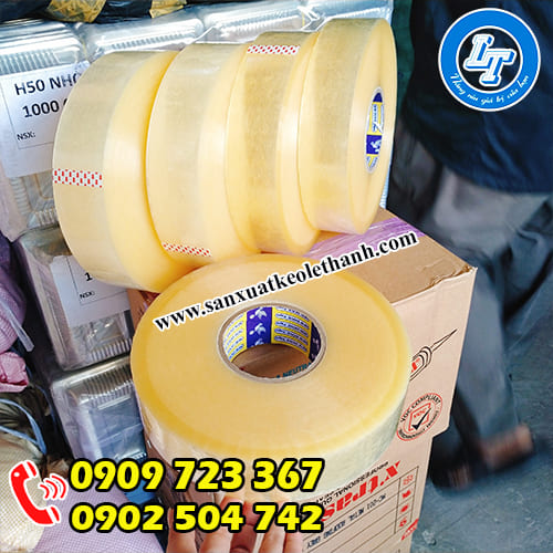 Băng keo cuộn to 1kg4