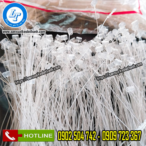 Dây xỏ nhãn mác quần áo