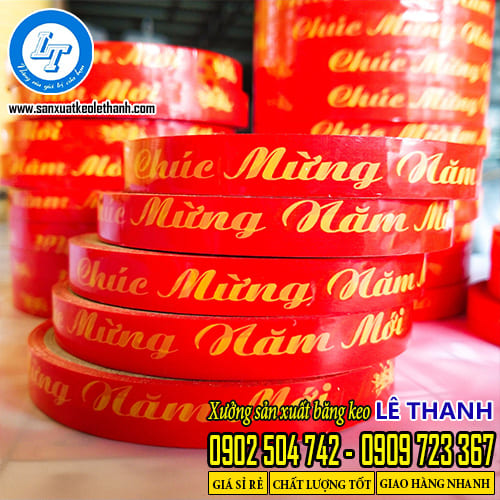 Dòng chữ chúc mừng năm mới rõ nét