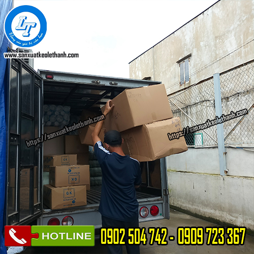 Giao 2 thùng băng keo lưới trần thạch cao Giao 2 thùng băng keo lưới trần thạch cao