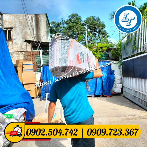 Giao hàng băng keo màu giá rẻ Giao hàng băng keo màu giá rẻ