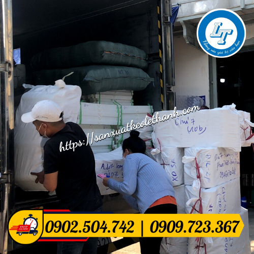 Giao băng keo chúc mừng năm mới Giao băng keo chúc mừng năm mới